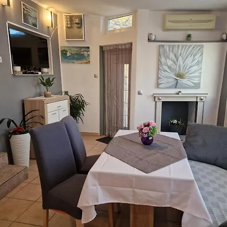 Apartment Ana Lozica With Terrace Dubrovnik Exterior photo